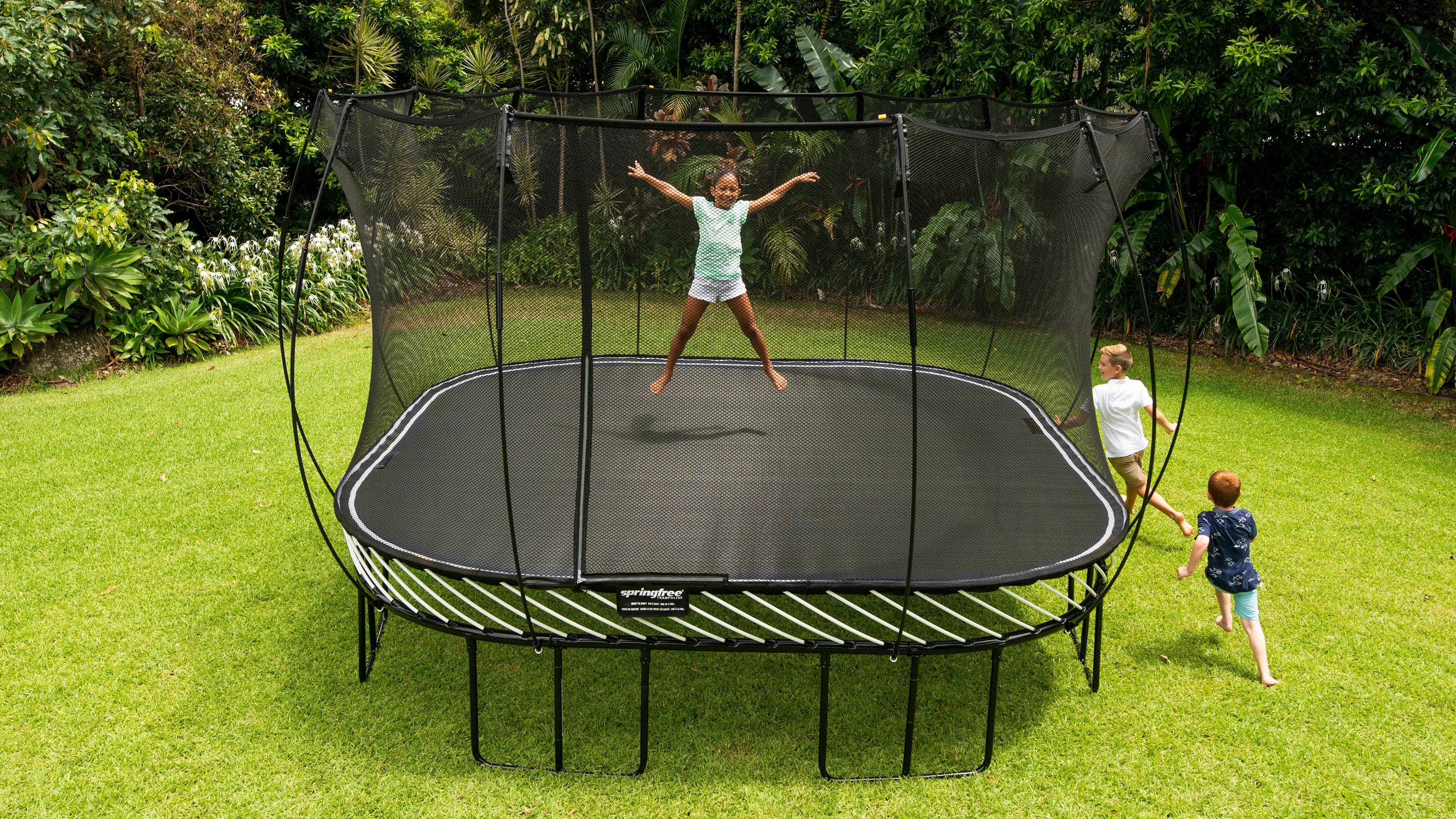 Trampoline carré géant 